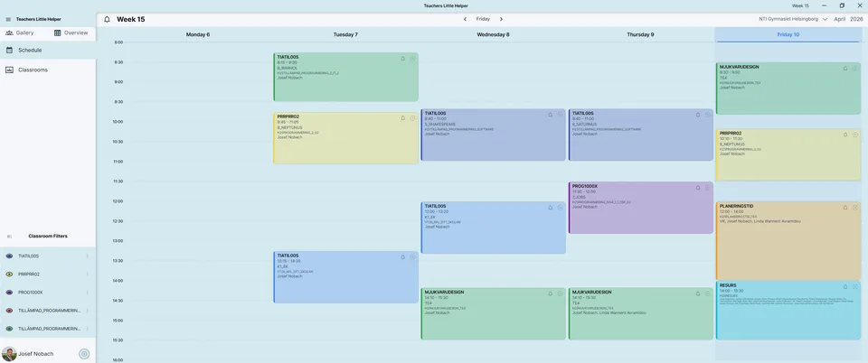 Schedule: Plan and view your weekly class schedule — always know where you need to be next.
